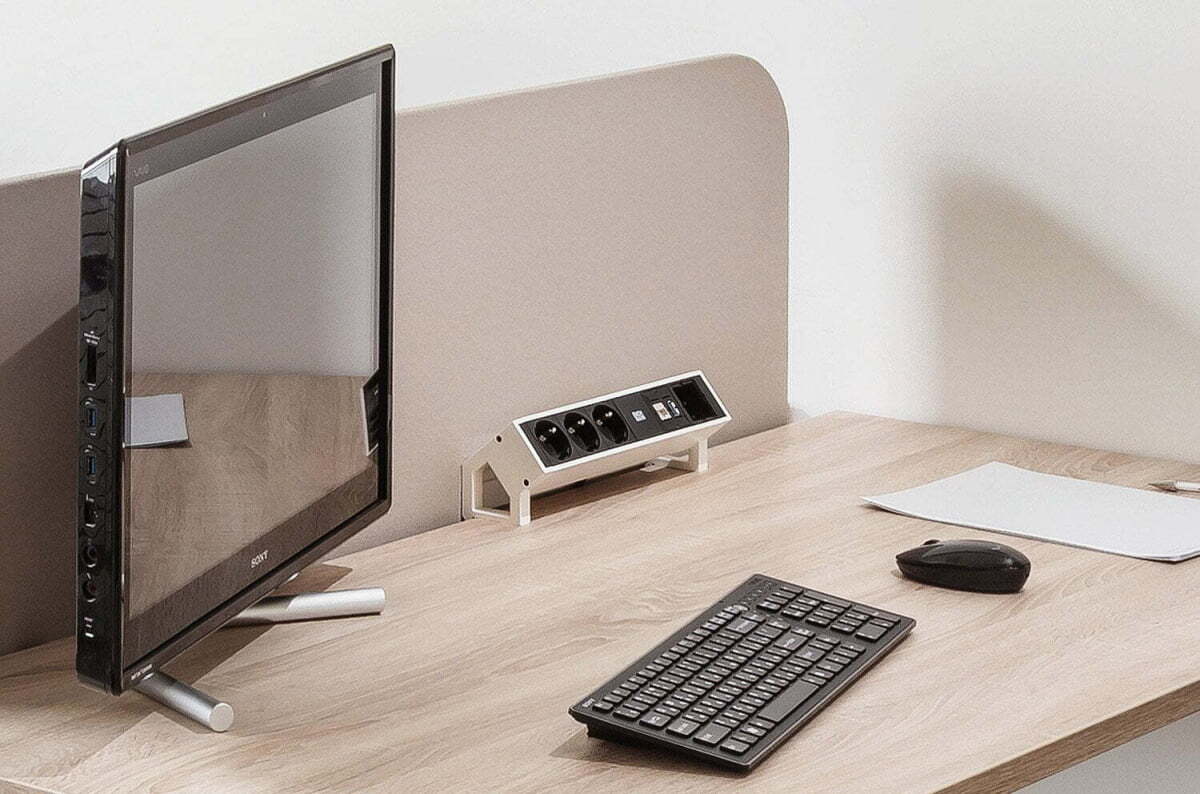 Мебель для персонала Tour Light