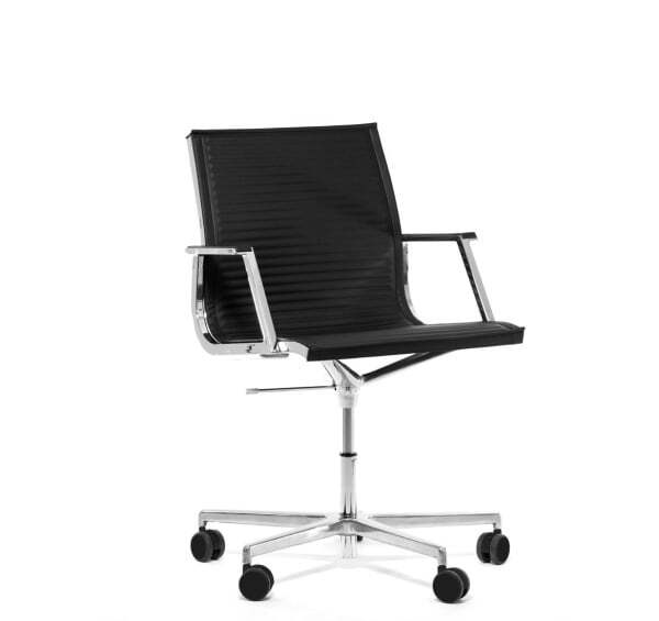 NULITE/B Кресло опоры хром колёса черные (Черный)