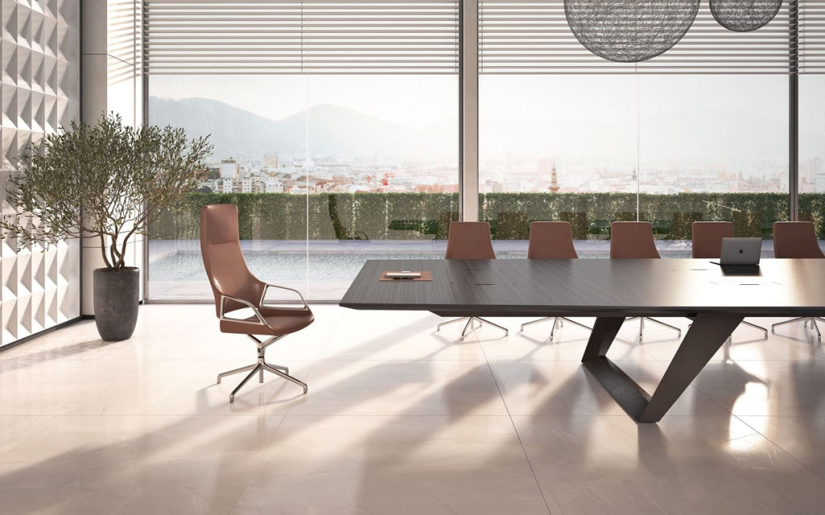 Мебель для переговоров Ducati